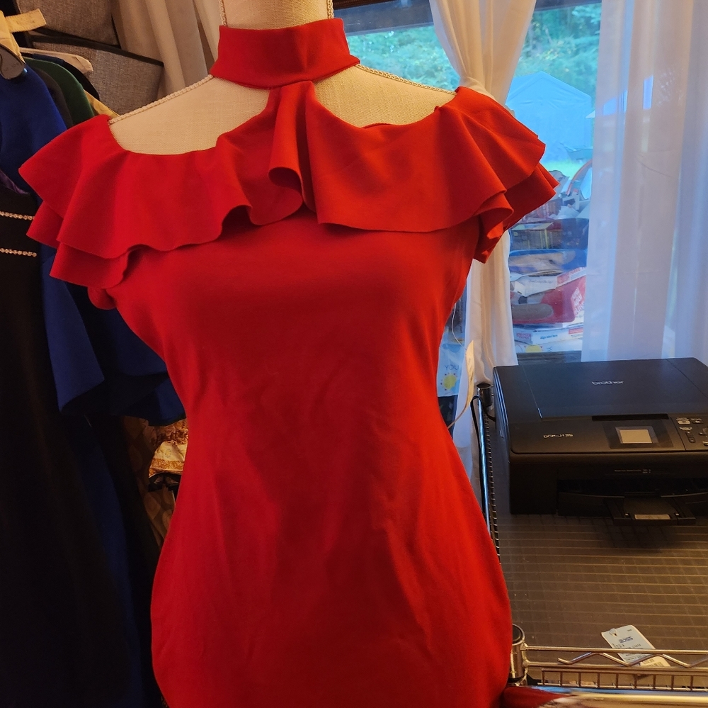 Red dress lines